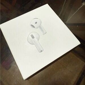 Apple White Earbud Headphones